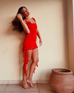 Ivi Adamou feet photo 4