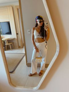 Ivi Adamou feet photo 10