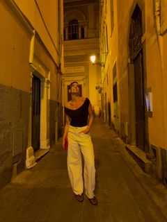 Ivi Adamou feet photo 3