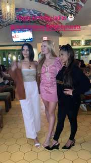 Ivory Hecker feet photo 2