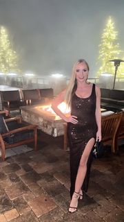 Ivory Hecker feet photo 9