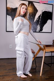 Ivory Mayhem feet photo 8