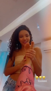 Ivy Moraes feet photo 7