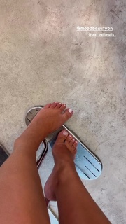 Ivy Moraes feet photo 7
