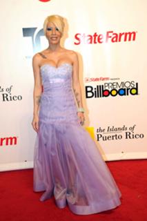 Ivy Queen feet photo 15