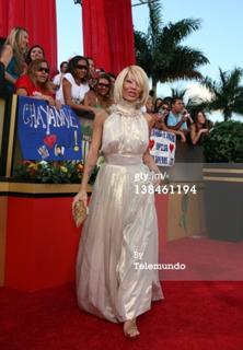Ivy Queen feet photo 5