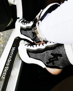Ivy Queen feet photo 14