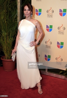 Ivy Queen feet photo 1