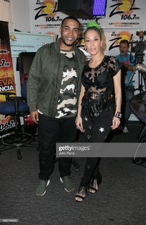 Ivy Queen feet photo 11