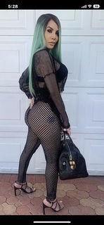 Ivy Queen feet photo 5