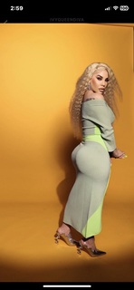 Ivy Queen feet photo 7