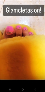 Ivy Queen feet photo 20