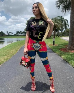 Ivy Queen feet photo 3