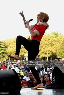 Ivy Queen feet photo 7