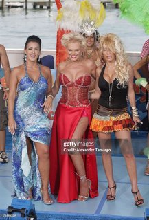 Ivy Queen feet photo 18