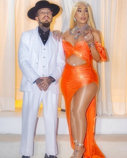 Ivy Queen feet photo 11