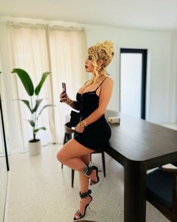 Ivy Queen feet photo 13