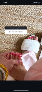 Ivy Queen feet photo 11