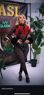 Ivy Queen feet photo 5