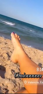 Ivy Queen feet photo 11