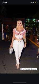 Ivy Queen feet photo 5