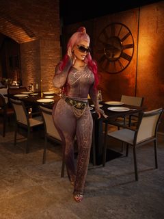 Ivy Queen feet photo 18