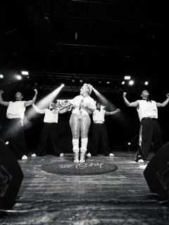 Ivy Queen feet photo 8