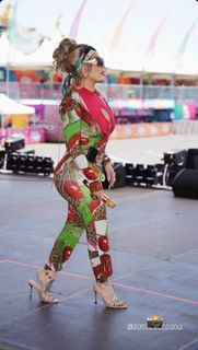 Ivy Queen feet photo 5