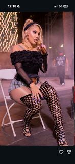 Ivy Queen feet photo 10