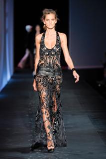 Izabel Goulart feet photo thumbnail