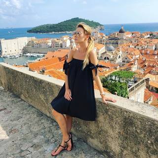 Izabela Janachowska feet photo 2