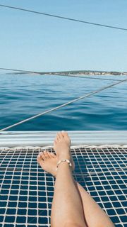 Izabela Janachowska feet photo 3