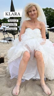 Izabela Kuna feet photo 3