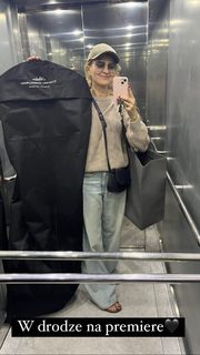 Izabela Kuna feet photo 11
