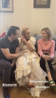 Izabela Kuna feet photo 3