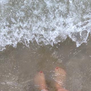 Izabella Camargo feet photo 2