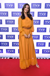 Izabella Krzan feet photo thumbnail