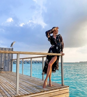 Izabella Krzan feet photo thumbnail