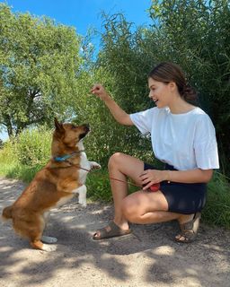 Izabella Krzan feet photo thumbnail