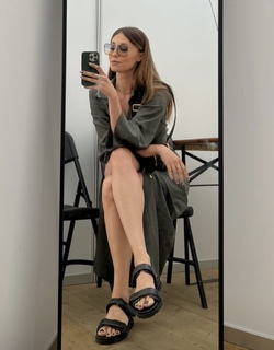 Izabella Krzan feet photo thumbnail