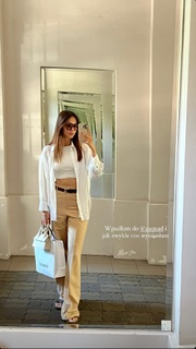 Izabella Krzan feet photo thumbnail