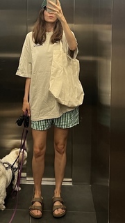 Izabella Krzan feet photo thumbnail