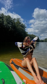 Izabella Krzan feet photo thumbnail