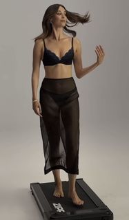 Izabella Krzan feet photo thumbnail