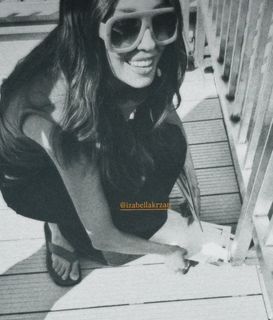 Izabella Krzan feet photo 2