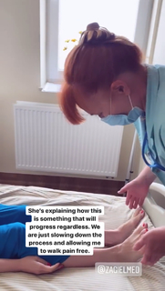 Izabella Miko feet photo thumbnail