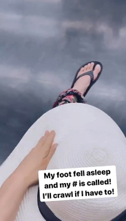 Izabella Miko feet photo thumbnail