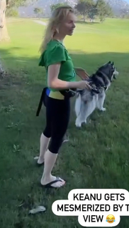 Izabella Miko feet photo thumbnail