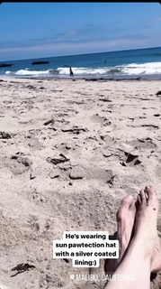 Izabella Miko feet photo thumbnail