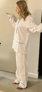 Izabella Miko feet photo thumbnail